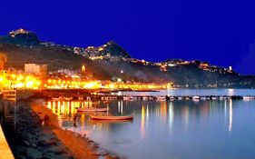 Roberto House Beach - Taormina Mare